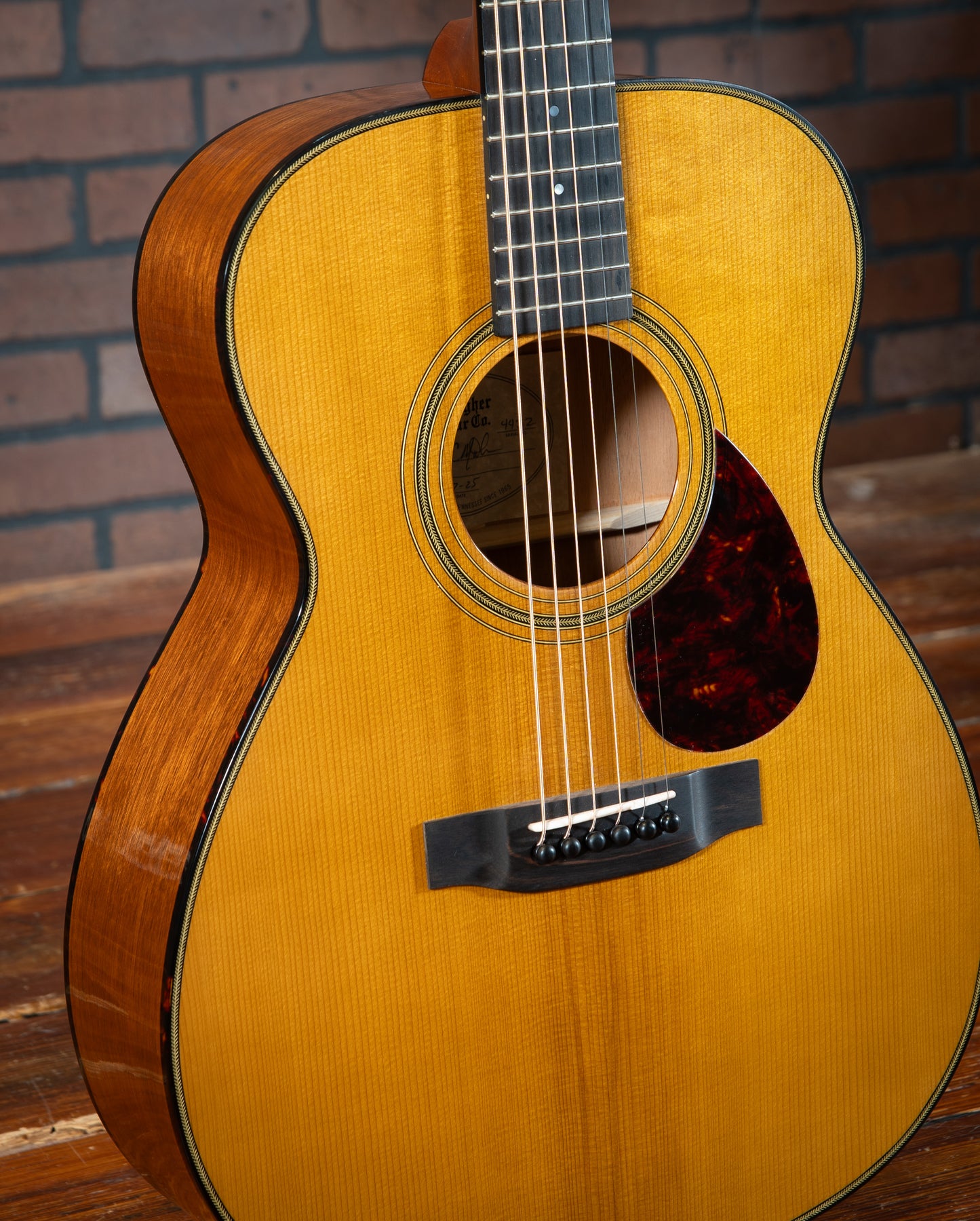 Gallagher Bluegrass Bell GA (Mahogany/Adirondack)