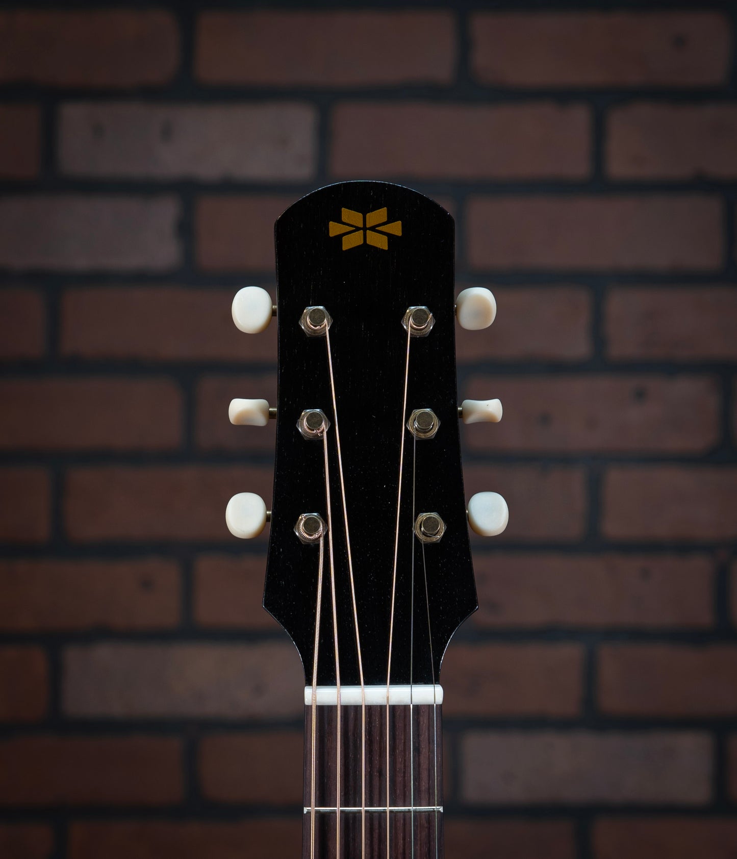 Iris DF Burst (Mahogany/Adirondack)