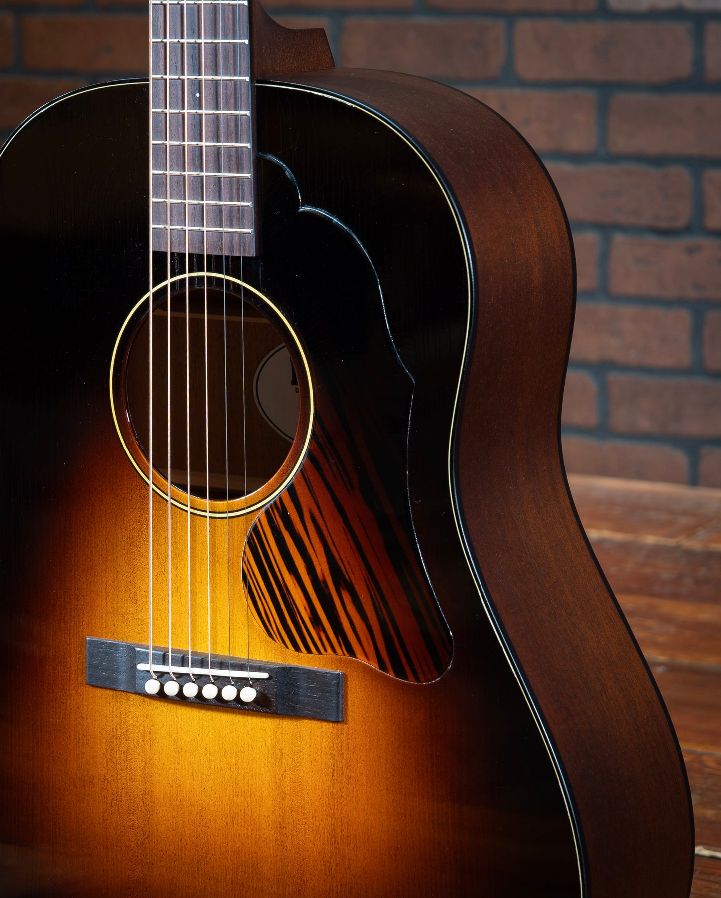 Iris DF Burst (Mahogany/Adirondack)