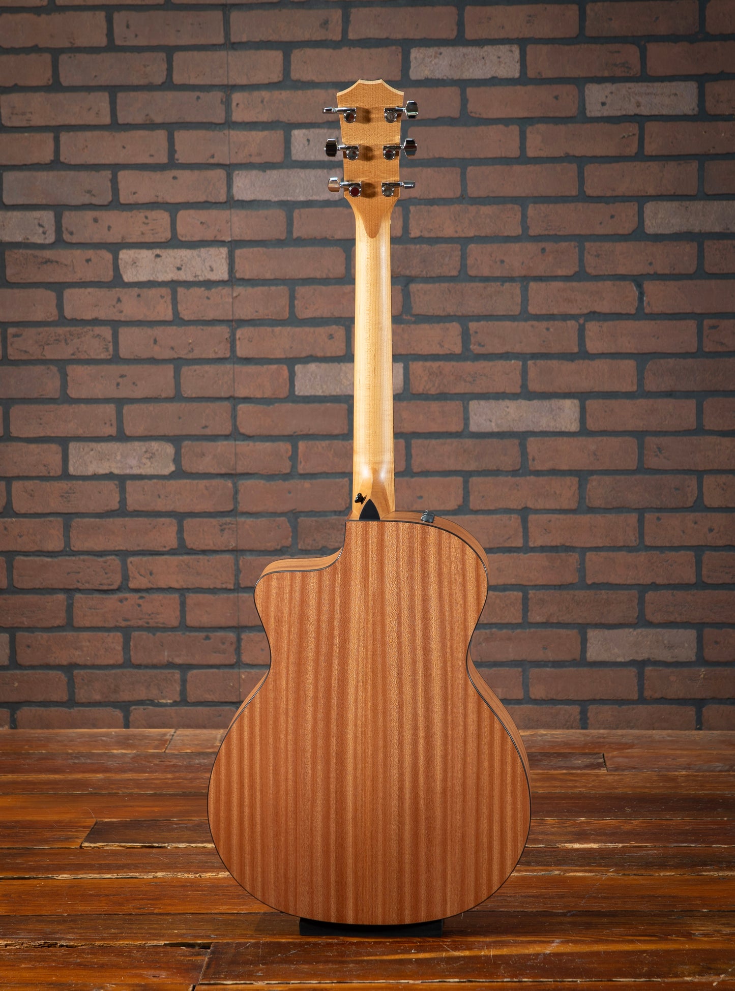 Taylor 114ce