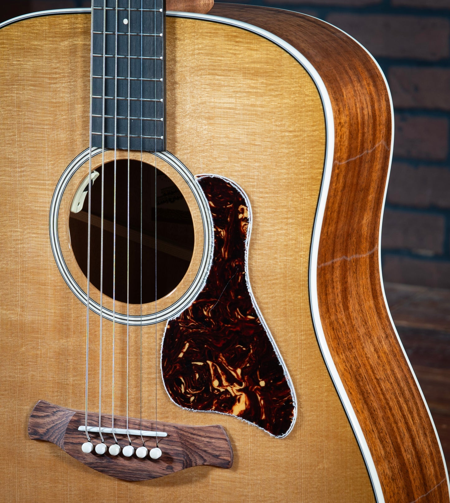 Taylor Trey Hensley Gold Label 510e Special Edition