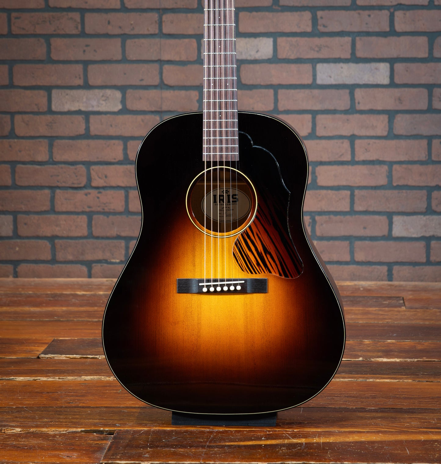 Iris DF Burst (Mahogany/Adirondack)