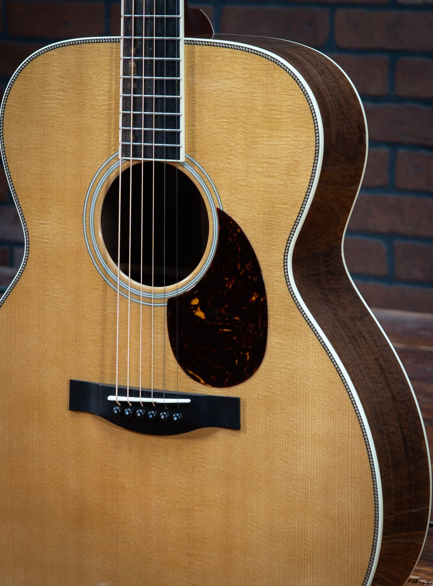 Santa Cruz OM Grand (Walnut/Sitka)