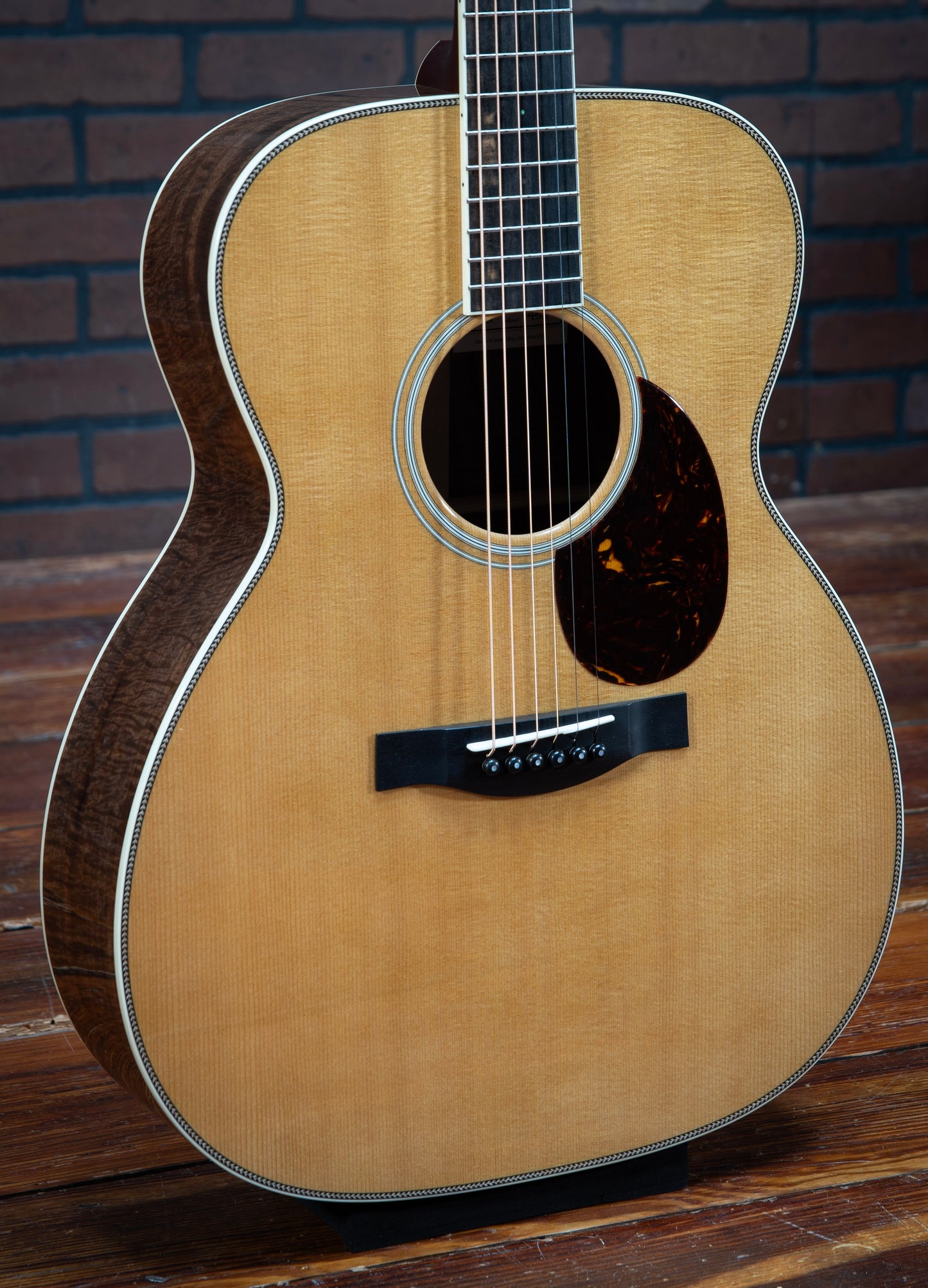 Santa Cruz OM Grand (Walnut/Sitka)