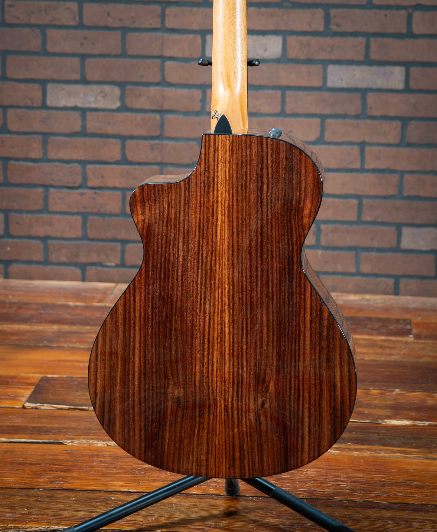 Taylor 212ce Plus