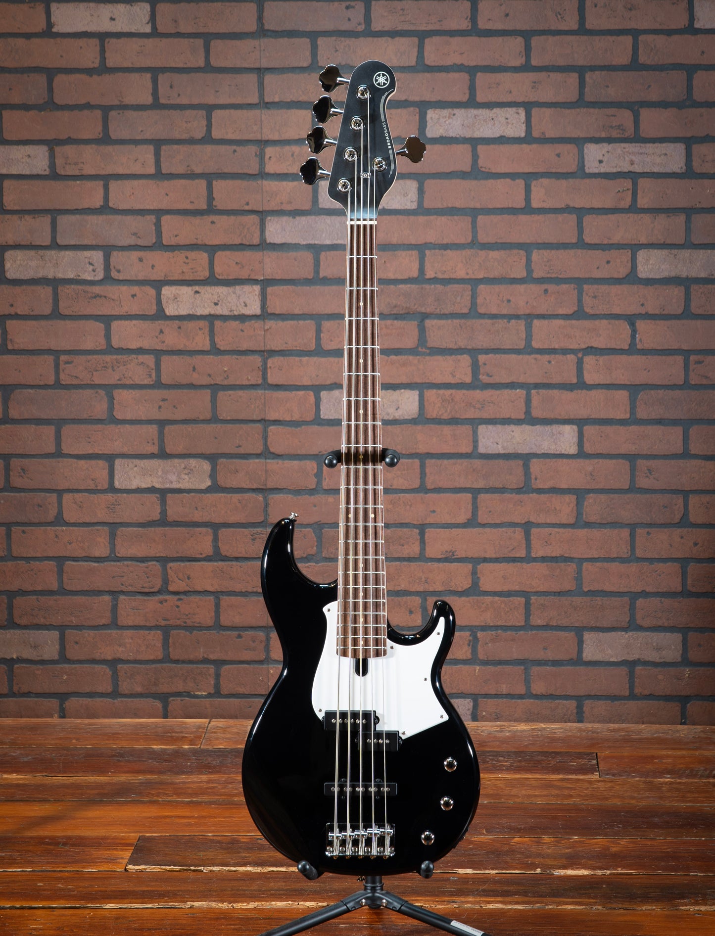 Yamaha BB235 5-string Bass Guitar - Black