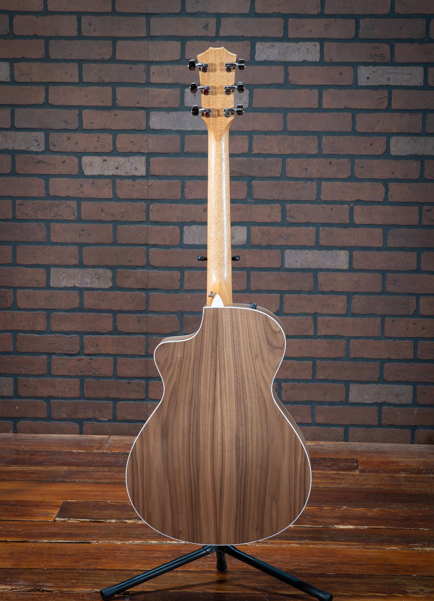Taylor 212ce
