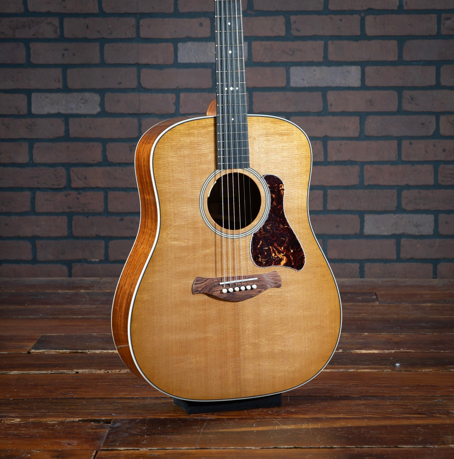 Taylor Trey Hensley Gold Label 510e Special Edition