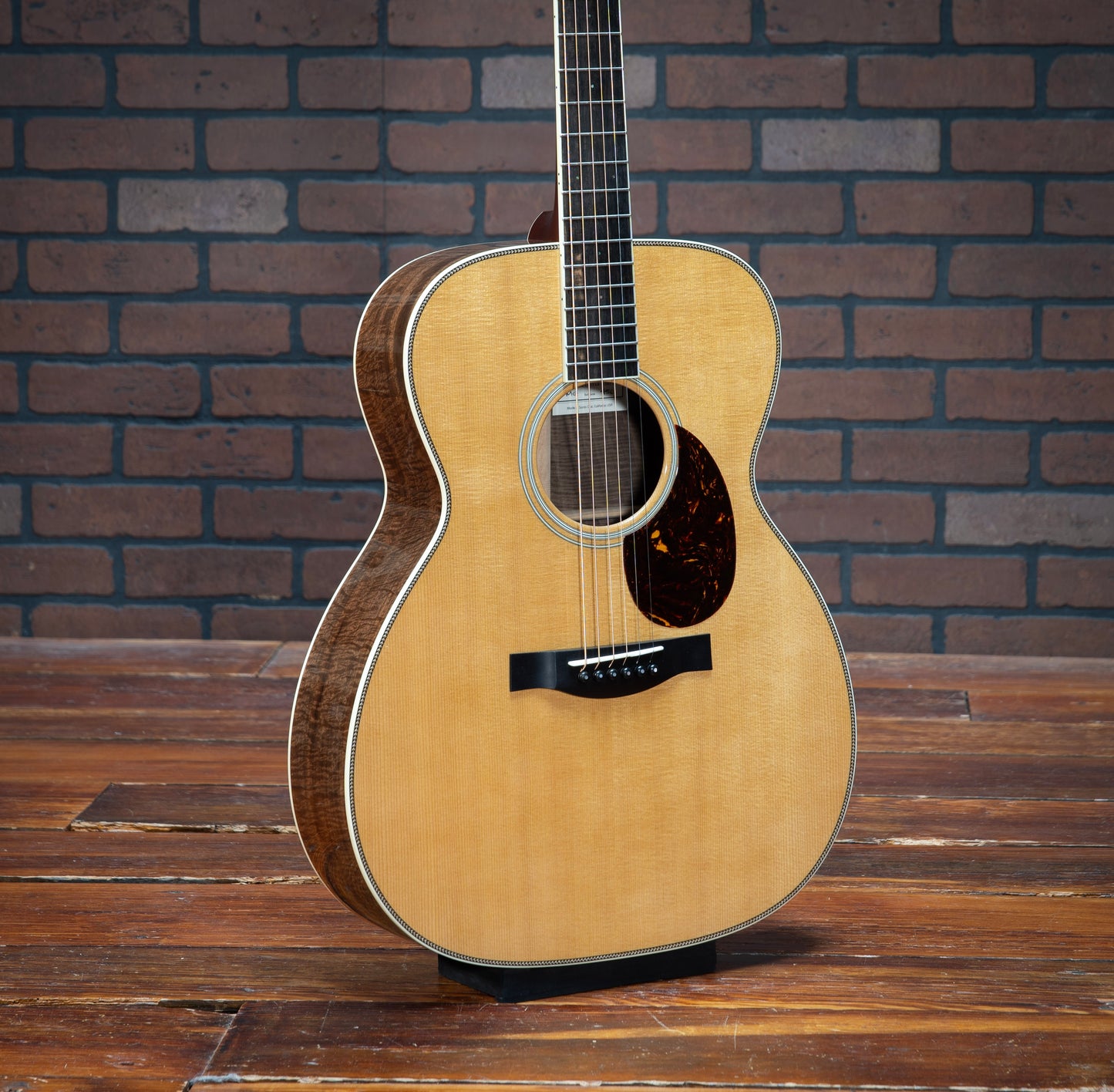 Santa Cruz OM Grand (Walnut/Sitka)