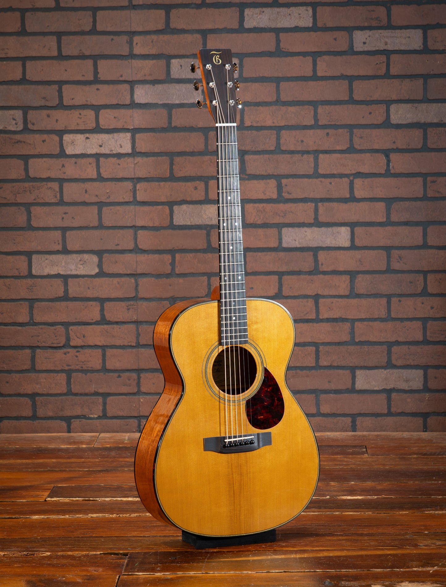 Gallagher Bluegrass Bell GA (Mahogany/Adirondack)
